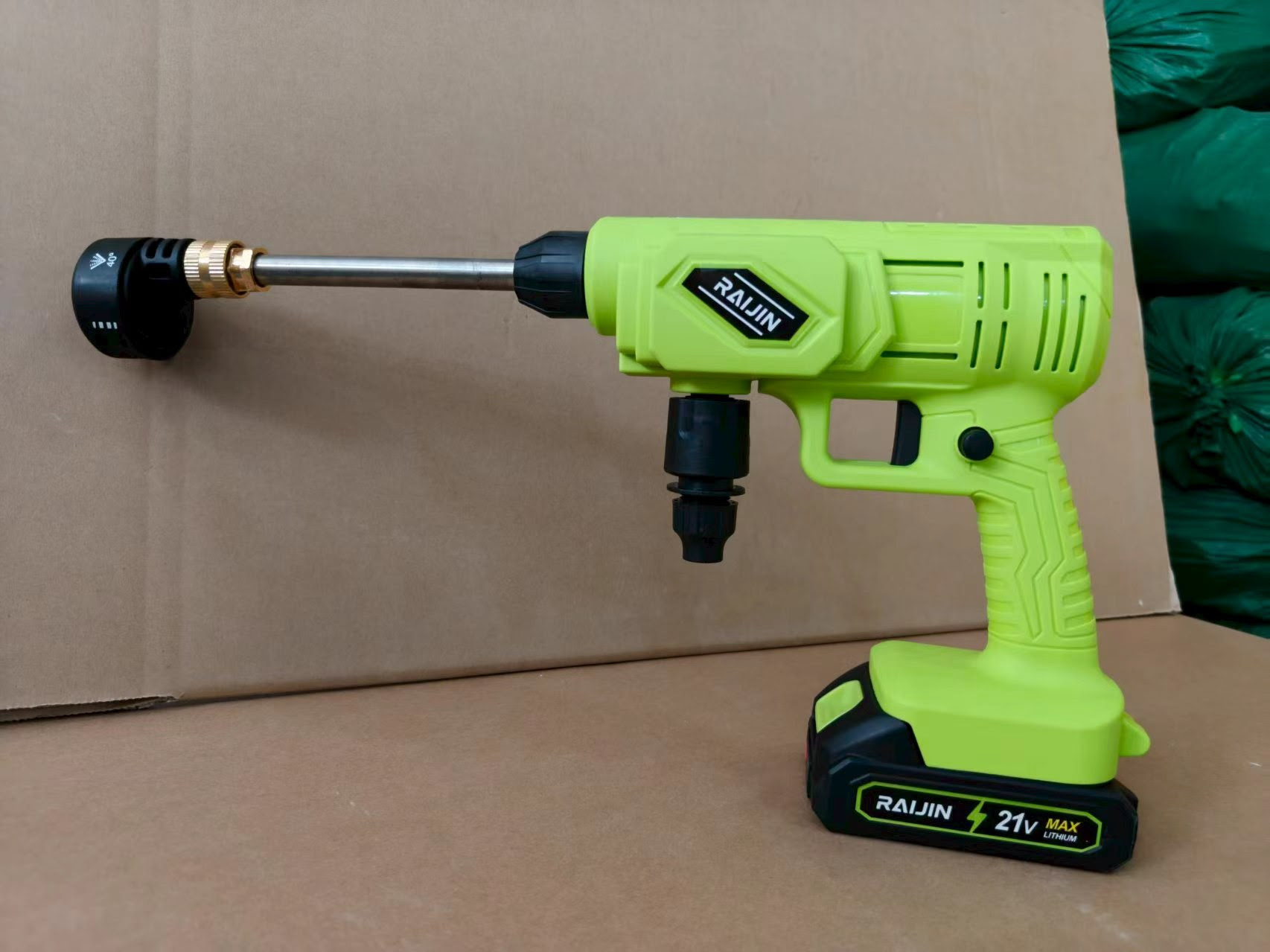 Raijin 21V Cordless Portable Pressure Washer.