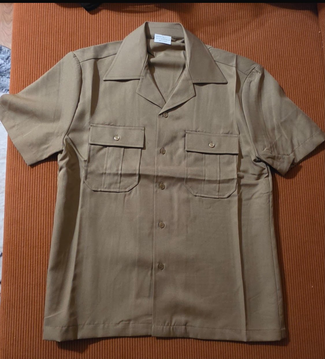 Khaki Short-Sleeve Work Shirts. - Image 2